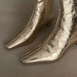 Michael Kors Cosmo Kitten Booties